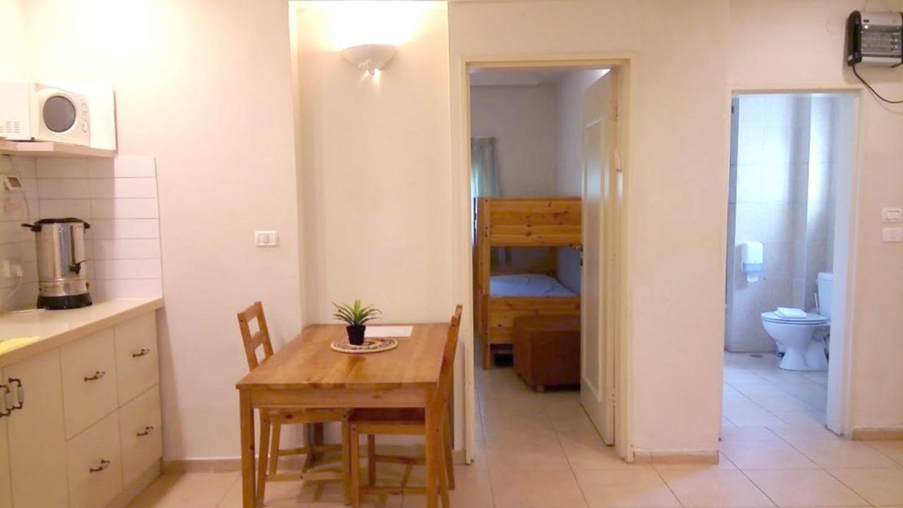 Kibbutz Tiratzvi - Country Lodging Tirat Zevi Esterno foto